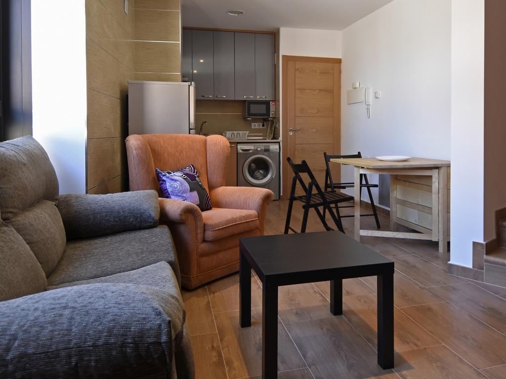 Apartamentos La Rocanda Coca Eksteriør billede